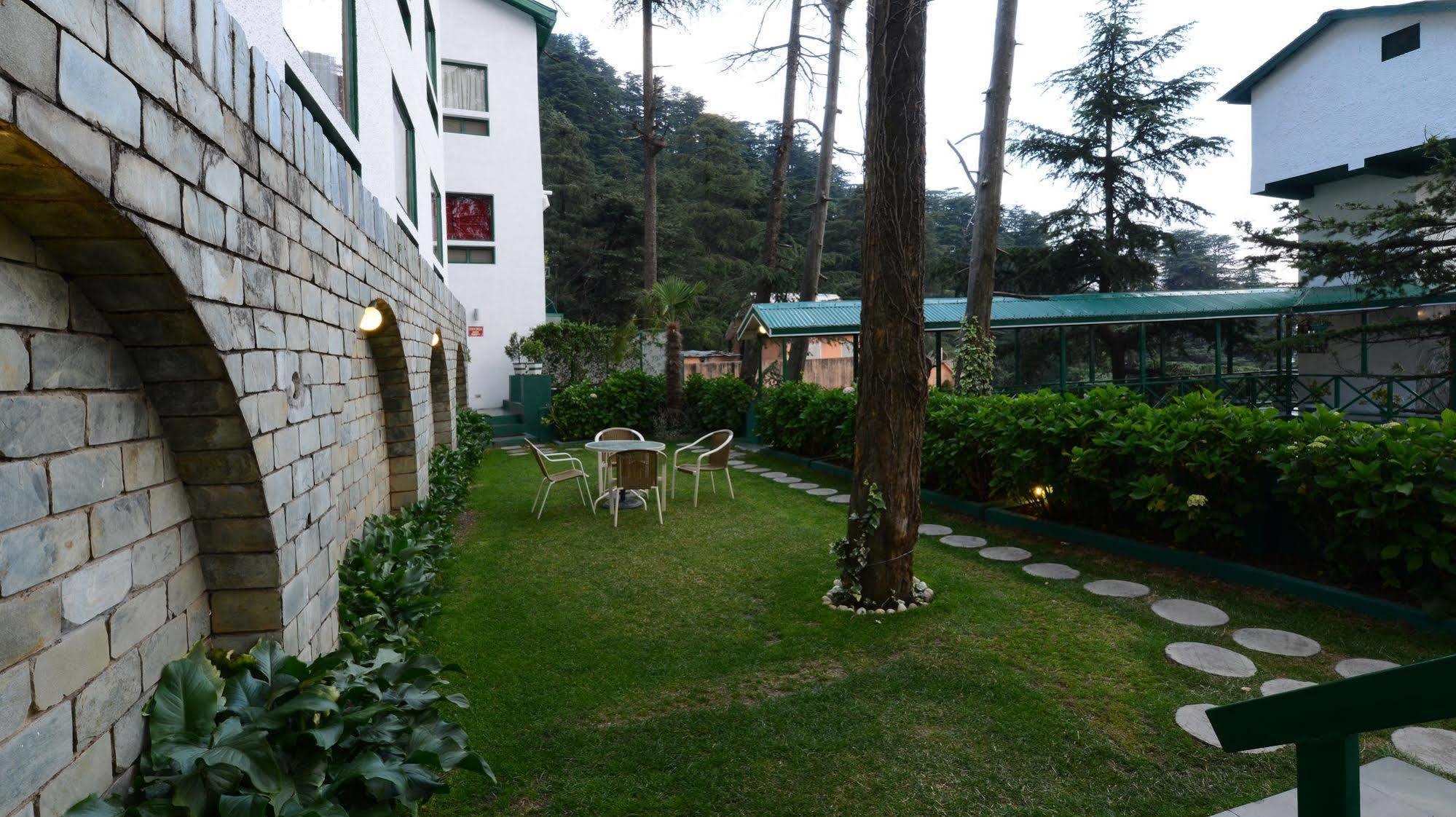 Honeymoon Inn Shimla Bagian luar foto